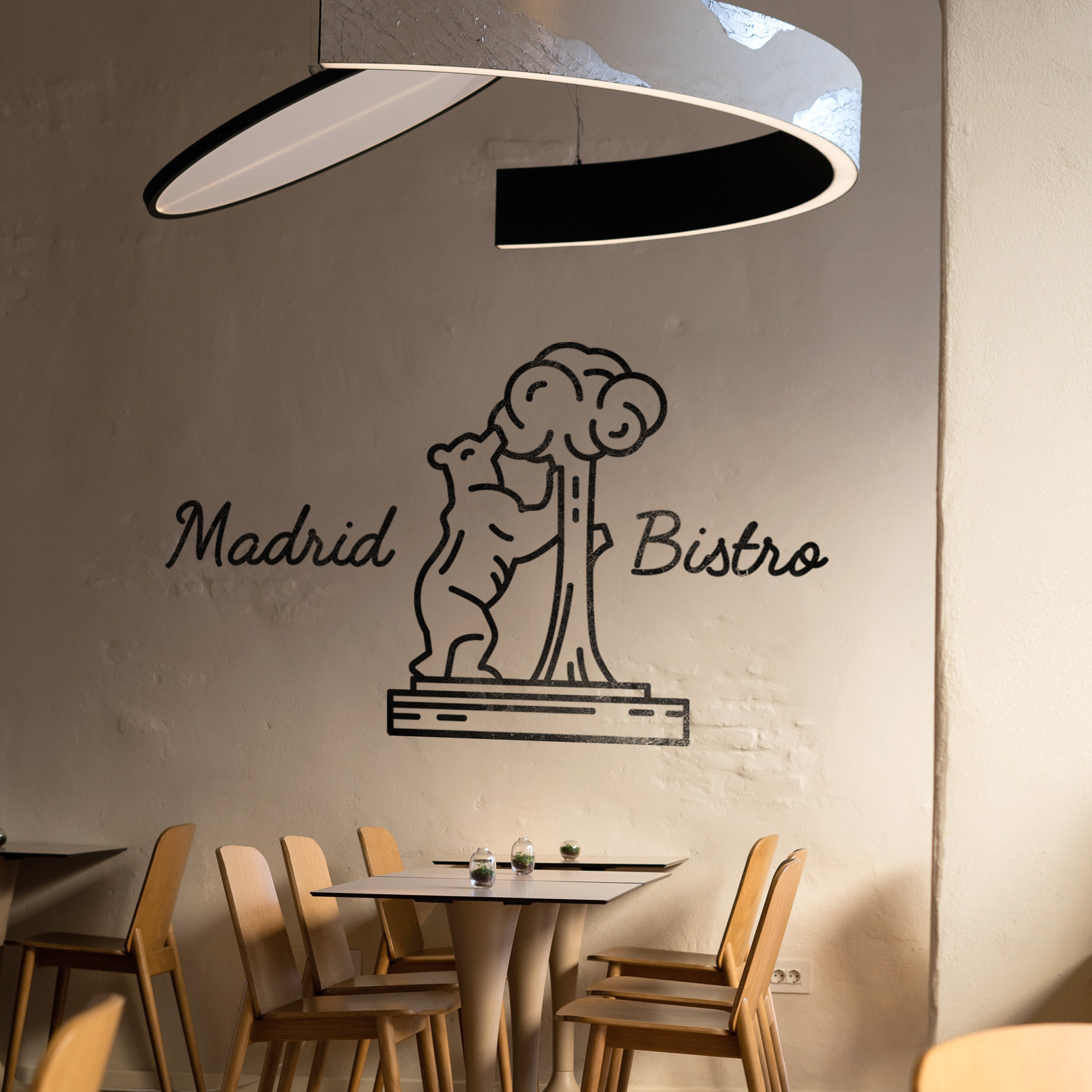 Icon des Wahrzeichens des Madrider Bären an einer Wand